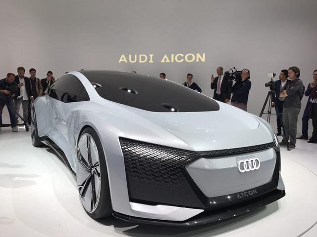 奧迪發(fā)布電動(dòng)無人駕駛車，續(xù)航超700公里