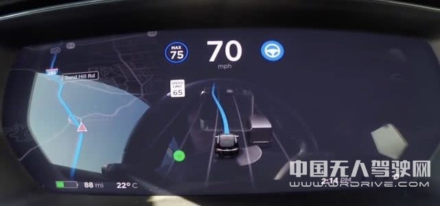 特斯拉申請(qǐng)自動(dòng)駕駛技術(shù)專利 讓定位更精準(zhǔn)