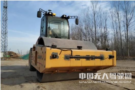 三一自主研發(fā)無人壓路機(jī) 路面施工進(jìn)入智能時(shí)代
