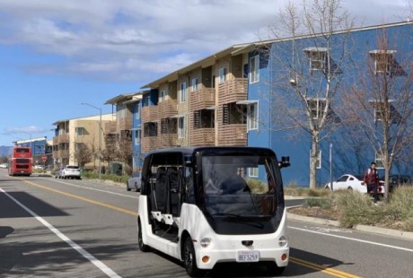上汽在加州大學戴維斯分校展示自動駕駛電動車！