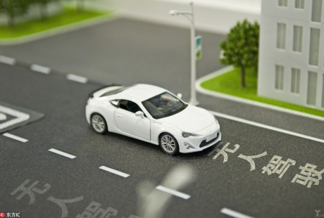 為什么說無人出租車關(guān)乎特斯拉和Uber的生死存亡