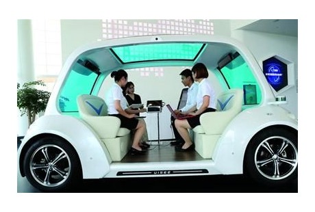 5G無(wú)人駕駛車亮相景區(qū)