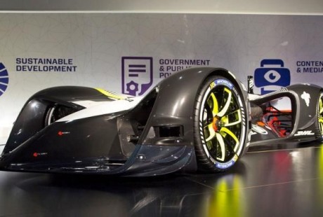 秒殺老司機(jī)的無(wú)人駕駛賽車！造型堪比宇宙飛船，極速破320km/h