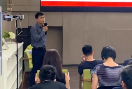 辰韜資本賀雄松：無人駕駛落地進(jìn)展低于預(yù)期