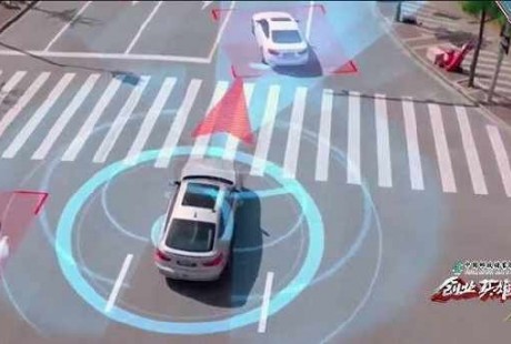 三年攻關(guān)！他給無人駕駛汽車加裝“小腦”，用厘米級(jí)精度為出行保駕護(hù)航