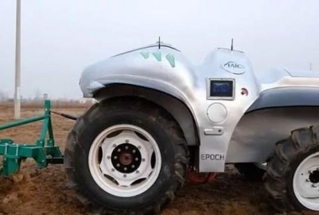 無人駕駛純電動拖拉機：“超級拖拉機1號”來了，樣子帥氣！
