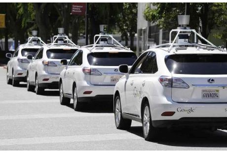 完全無人駕駛汽車上路，是吹響盈利的號角，還是“投石問路”？