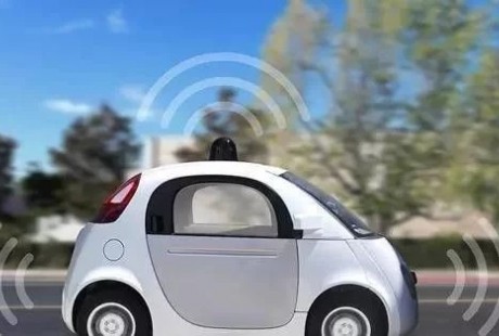 無人駕駛汽車最大的隱患是安全。如何保證其安全性？
