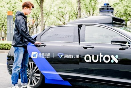Robotaxi入口之爭,自動(dòng)駕駛MaaS指向怎樣的未來？
