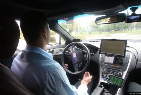 自動(dòng)駕駛出租車(chē)乘坐體驗(yàn)：司機(jī)徹底淪為擺設(shè)