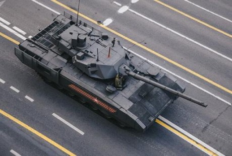 要變無人戰(zhàn)車？俄最先進(jìn)坦克“阿瑪塔”測(cè)試無人駕駛模式