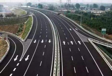 湖北開建首條智慧高速公路 可實(shí)現(xiàn)無人駕駛