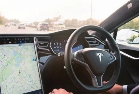 特斯拉：Autopilot 自動駕駛系統(tǒng)已比人類駕駛安全9倍！