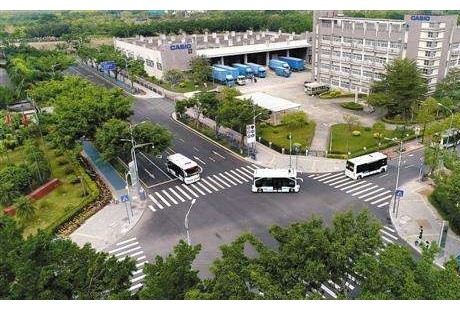 深圳坪山計(jì)劃推出三條無(wú)人駕駛示范線，鼓勵(lì)企業(yè)落地?zé)o人駕駛應(yīng)用