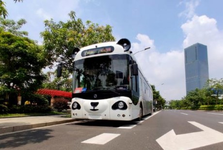 「小車(chē)看百度，大車(chē)看深蘭」，自動(dòng)駕駛公交駛向千億藍(lán)海市場(chǎng)