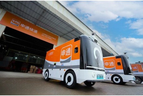 2025千臺(tái)級(jí)無(wú)人車(chē)大單，是誰(shuí)在拿？